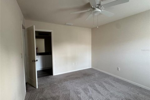 House in North Port, Florida 3 bedrooms, 153.38 sq.m. № 2197500 - photo 22
