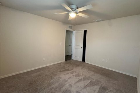 House in North Port, Florida 3 bedrooms, 153.38 sq.m. № 2197500 - photo 25