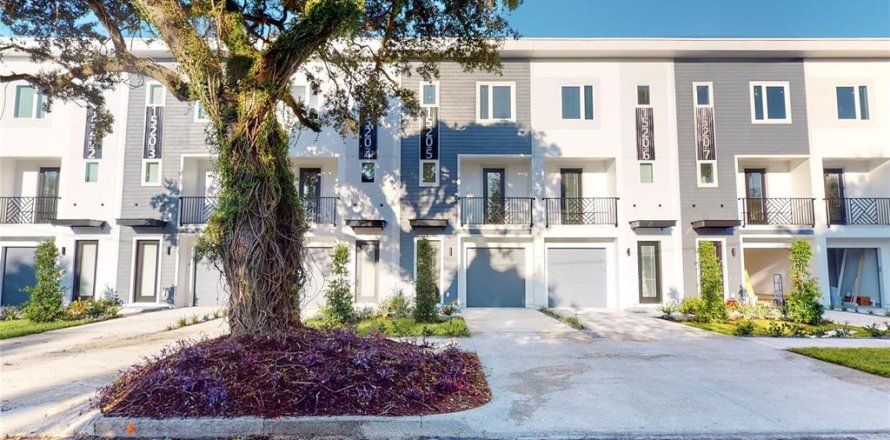 Touwnhouse à Tampa, Floride 3 chambres, 140.56 m2 № 2095385