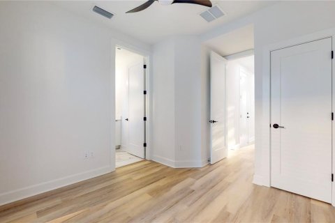 Touwnhouse à louer à Tampa, Floride: 3 chambres, 140.56 m2 № 2095385 - photo 6