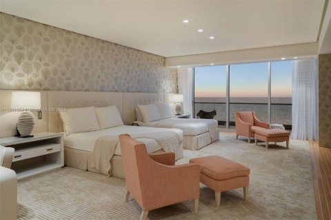 Купить кондоминиум в Серфсайд, Флорида 5 спален, 624.86м2, № 2154754 - фото 24