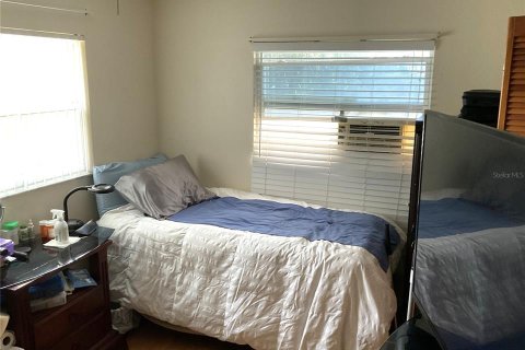 House in Orlando, Florida 3 bedrooms, 119.01 sq.m. № 2121151 - photo 15