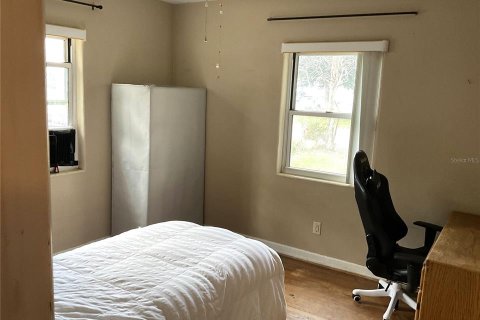 House in Orlando, Florida 3 bedrooms, 119.01 sq.m. № 2121151 - photo 6