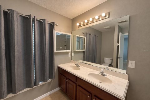 House in Kissimmee, Florida 4 bedrooms, 261.33 sq.m. № 2379765 - photo 8