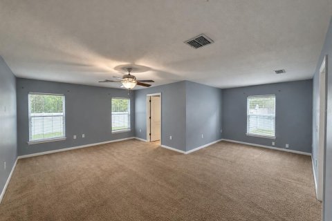 House in Kissimmee, Florida 4 bedrooms, 261.33 sq.m. № 2379765 - photo 6