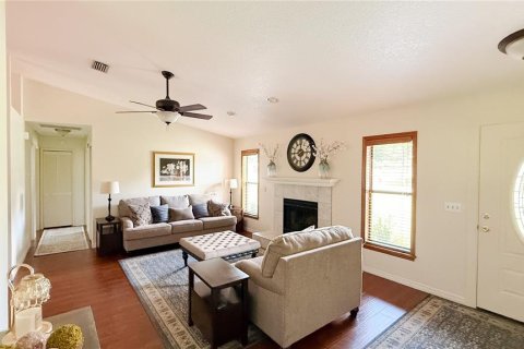 Casa en venta en Orange City, Florida, 3 dormitorios, 166.3 m2 № 2199162 - foto 27