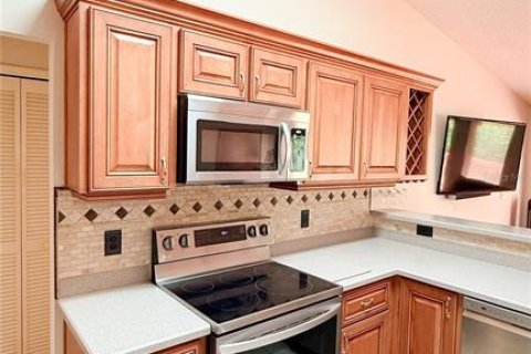 Casa en venta en Orange City, Florida, 3 dormitorios, 166.3 m2 № 2199162 - foto 5