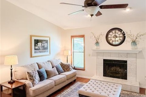 Casa en venta en Orange City, Florida, 3 dormitorios, 166.3 m2 № 2199162 - foto 28