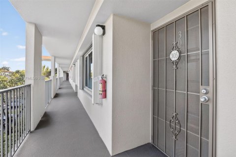 Copropriété à louer à Pembroke Pines, Floride: 2 chambres, 112.13 m2 № 2058657 - photo 28