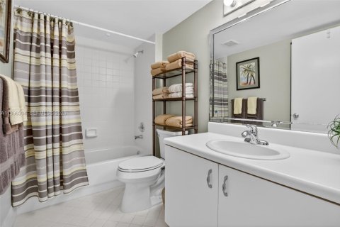 Copropriété à louer à Pembroke Pines, Floride: 2 chambres, 112.13 m2 № 2058657 - photo 13