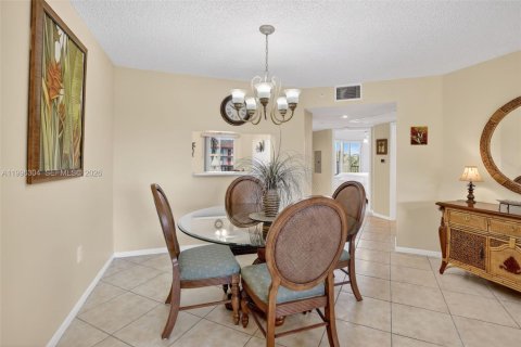 Copropriété à louer à Pembroke Pines, Floride: 2 chambres, 112.13 m2 № 2058657 - photo 24