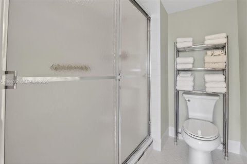 Copropriété à louer à Pembroke Pines, Floride: 2 chambres, 112.13 m2 № 2058657 - photo 9