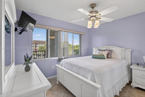 Copropriété à louer à Pembroke Pines, Floride: 2 chambres, 112.13 m2 № 2058657 - photo 10