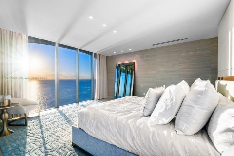 Condo in Sunny Isles Beach, Florida, 6 bedrooms  № 1929197 - photo 18