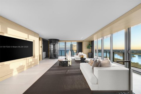Condo in Sunny Isles Beach, Florida, 6 bedrooms  № 1929197 - photo 27