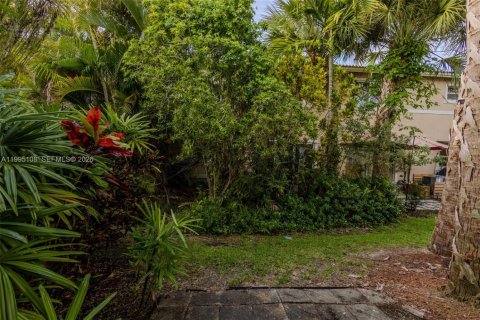 Adosado en venta en Pembroke Pines, Florida, 3 dormitorios, 127.09 m2 № 2066145 - foto 17