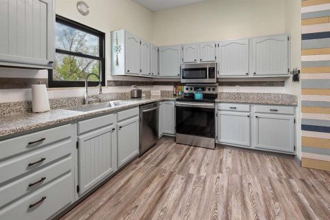 Villa ou maison à vendre à Lake City, Floride: 3 chambres, 247.49 m2 № 2102019 - photo 9