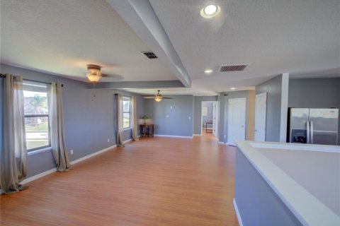 House in Kissimmee, Florida 4 bedrooms, 283.54 sq.m. № 2094169 - photo 26