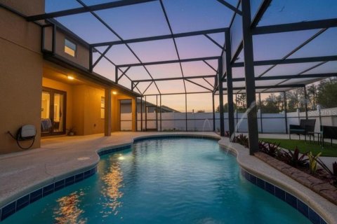 House in Kissimmee, Florida 4 bedrooms, 283.54 sq.m. № 2094169 - photo 7