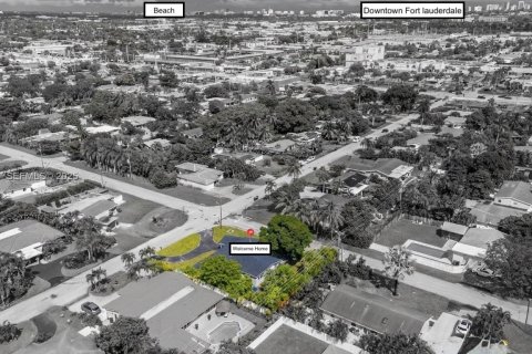 Casa en venta en Oakland Park, Florida, 4 dormitorios, 161.56 m2 № 1992856 - foto 4