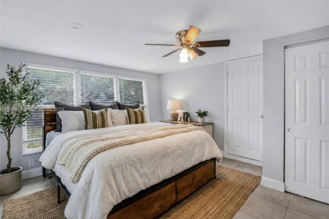 Casa en venta en Oakland Park, Florida, 4 dormitorios, 161.56 m2 № 1992856 - foto 14