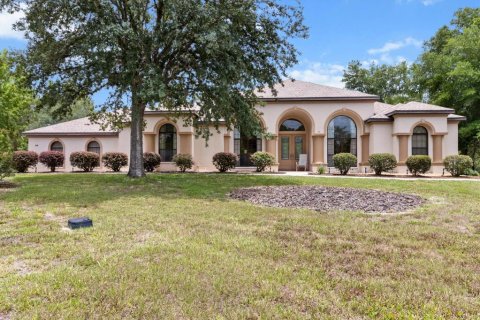 Casa en venta en Homosassa, Florida, 3 dormitorios, 272.39 m2 № 1778611 - foto 1