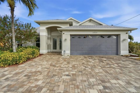 Villa ou maison à vendre à Cape Coral, Floride: 3 chambres, 131.92 m2 № 2220290 - photo 3