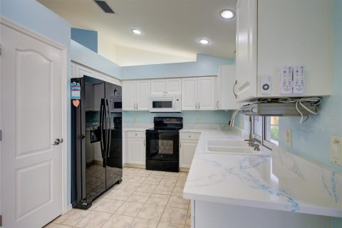 Villa ou maison à vendre à Cape Coral, Floride: 3 chambres, 131.92 m2 № 2220290 - photo 14