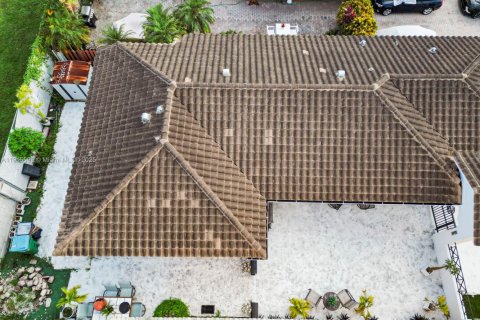 Купить виллу или дом в Майами, Флорида 3 спальни, 145.48м2, № 1971854 - фото 4