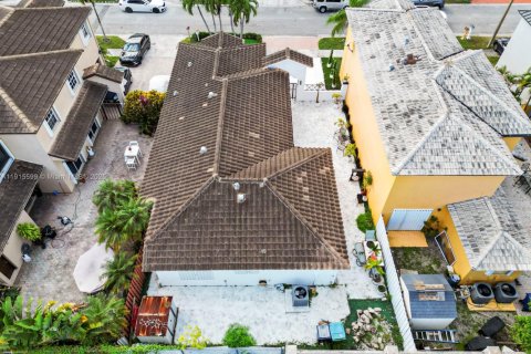 Купить виллу или дом в Майами, Флорида 3 спальни, 145.48м2, № 1971854 - фото 6