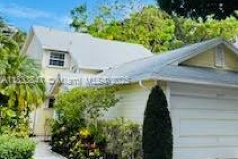 Villa ou maison à vendre à Boca Raton, Floride: 3 chambres, 146.97 m2 № 1813885 - photo 1