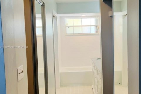 Villa ou maison à vendre à Boca Raton, Floride: 3 chambres, 146.97 m2 № 1813885 - photo 5