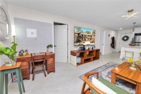 Condominio en venta en Lakeland, Florida, 2 dormitorios, 78.04 m2 № 1533498 - foto 12
