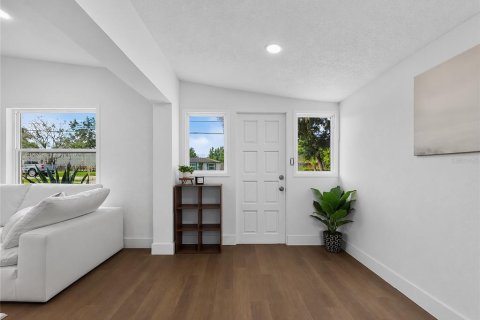 Casa en venta en Orlando, Florida, 3 dormitorios, 117.43 m2 № 2167518 - foto 4