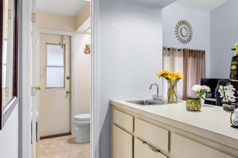 Casa en venta en Orlando, Florida, 4 dormitorios, 199.09 m2 № 1811075 - foto 23