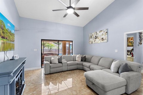 Casa en venta en Orlando, Florida, 4 dormitorios, 199.09 m2 № 1811075 - foto 15