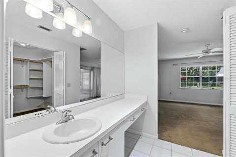 Copropriété à vendre à Sarasota, Floride: 2 chambres, 128.95 m2 № 2149507 - photo 21