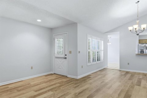 Copropriété à vendre à Sarasota, Floride: 2 chambres, 128.95 m2 № 2149507 - photo 8