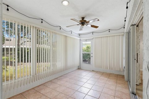 Copropriété à vendre à Sarasota, Floride: 2 chambres, 128.95 m2 № 2149507 - photo 26