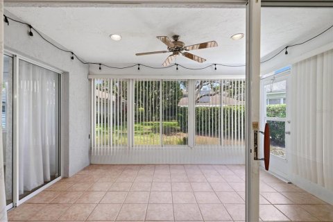 Copropriété à vendre à Sarasota, Floride: 2 chambres, 128.95 m2 № 2149507 - photo 25