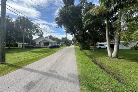 House in Terra Ceia, Florida 3 bedrooms, 107.58 sq.m. № 1806714 - photo 13