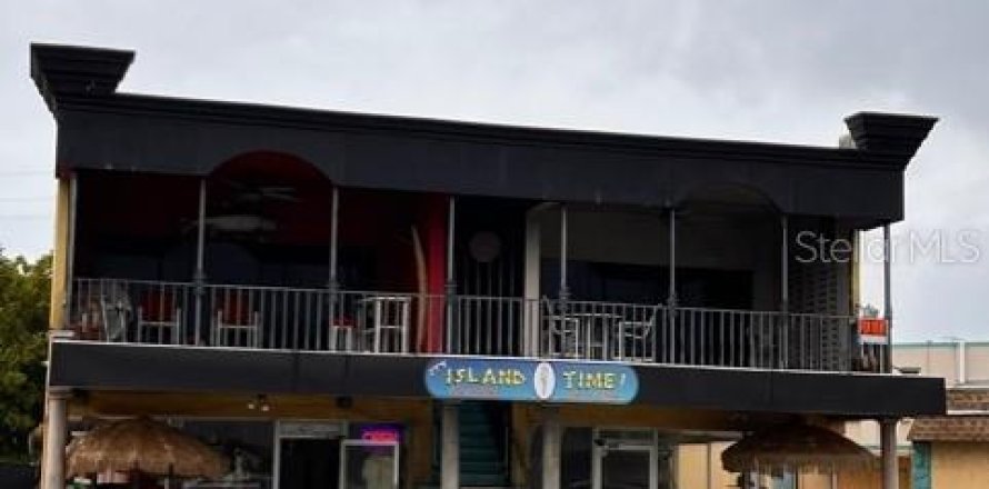 Propiedad comercial en Saint Pete Beach, Florida 88.26 m2 № 1767975