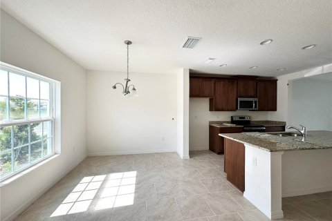 Adosado en alquiler en Davenport, Florida, 3 dormitorios, 150.59 m2 № 1906699 - foto 7