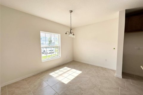Adosado en alquiler en Davenport, Florida, 3 dormitorios, 150.59 m2 № 1906699 - foto 4