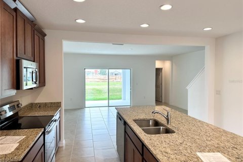 Adosado en alquiler en Davenport, Florida, 3 dormitorios, 150.59 m2 № 1906699 - foto 9