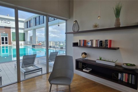 Condo in Miami, Florida, 1 bedroom № 1947673 - photo 14