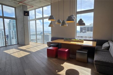 Condo in Miami, Florida, 1 bedroom № 1947673 - photo 15