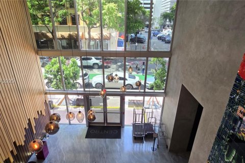 Condo in Miami, Florida, 1 bedroom № 1947673 - photo 20