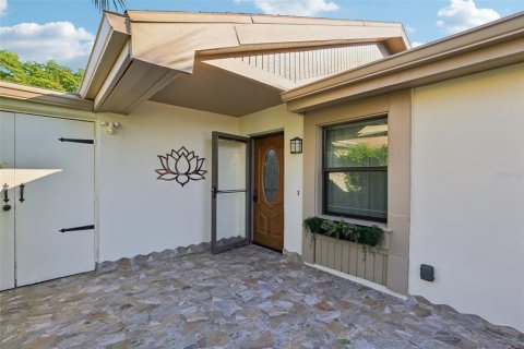 House in Oldsmar, Florida 3 bedrooms, 153.29 sq.m. № 1847301 - photo 1