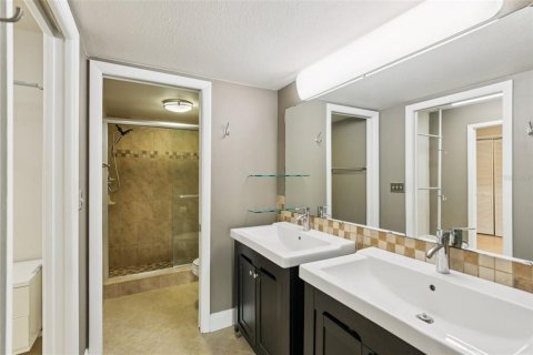 House in Oldsmar, Florida 3 bedrooms, 153.29 sq.m. № 1847301 - photo 24